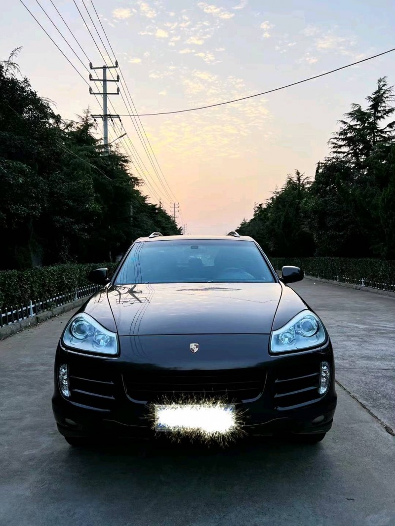 潍坊10年保时捷卡宴9