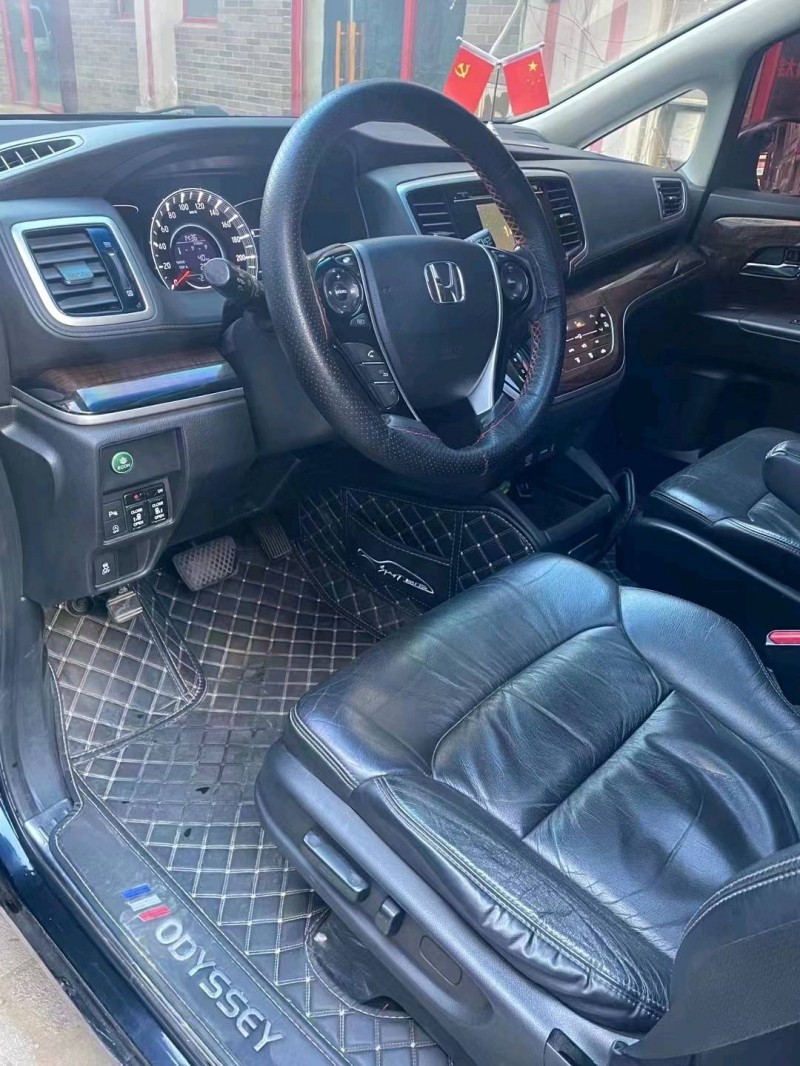 邢台15年本田奥德赛4