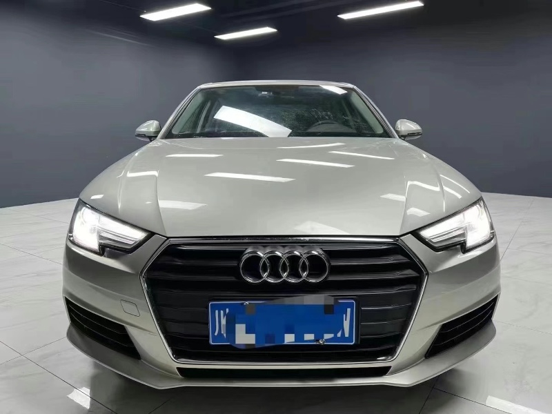 成都17年奥迪A4L1