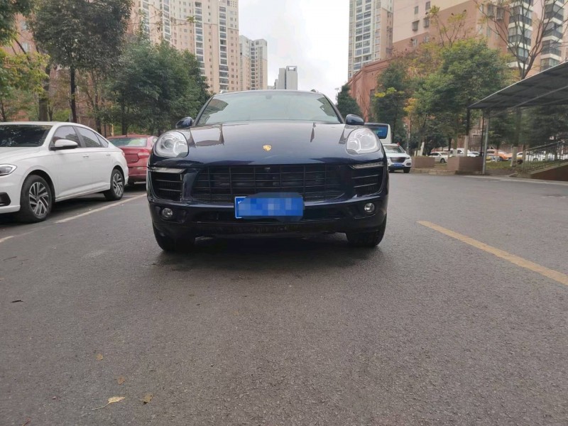 貴陽16年保時捷Macan1