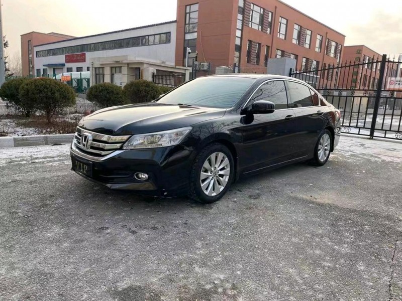 沈阳15年本田雅阁6