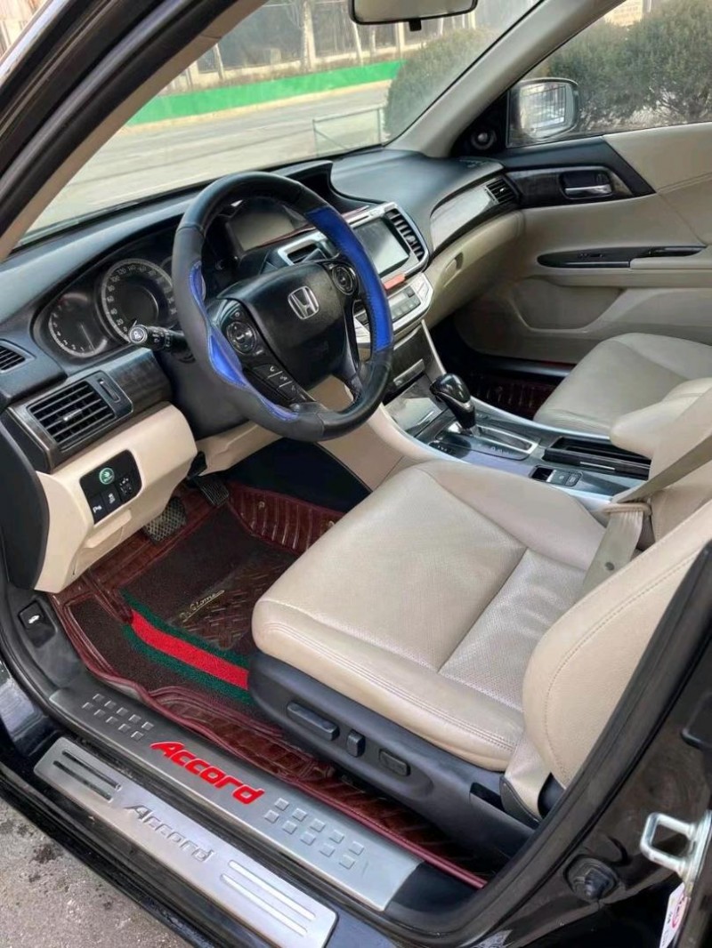 沈阳15年本田雅阁1