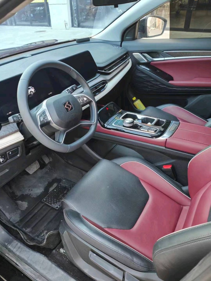 北京22年江淮思皓9