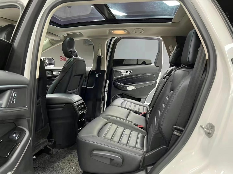 成都16年福特锐界6