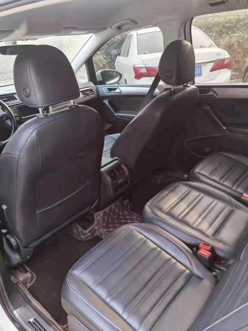 北京18年大众途安7