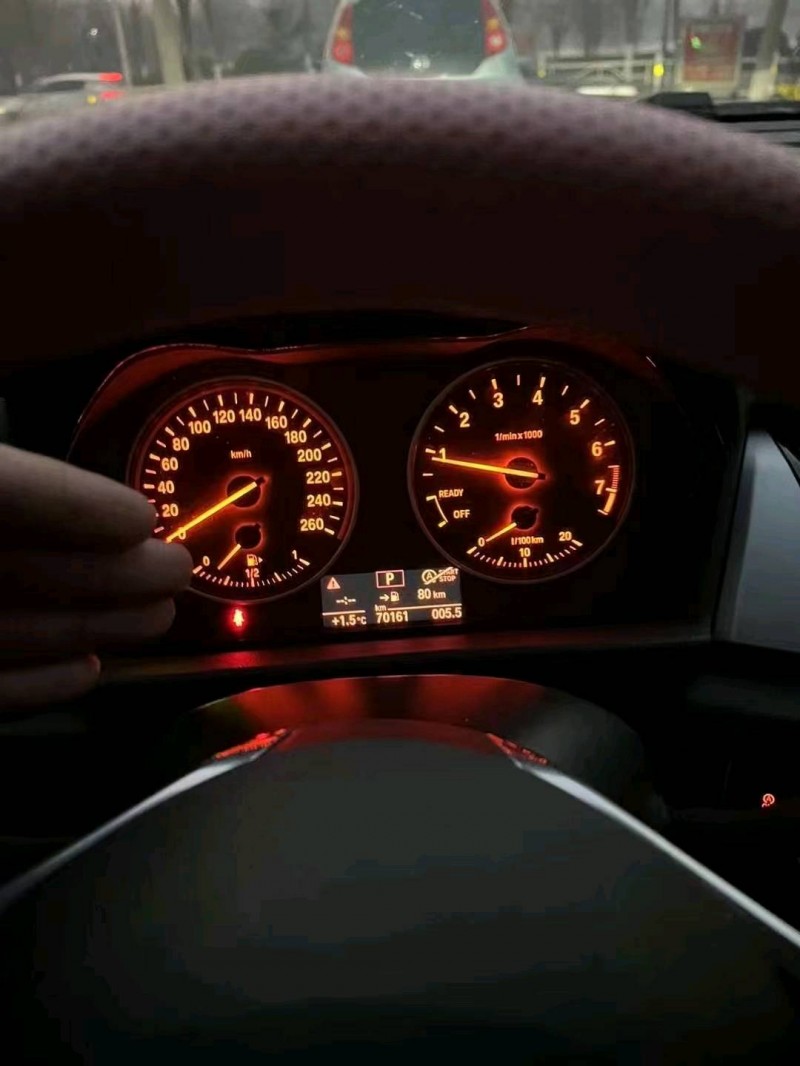 北京18年宝马2系6