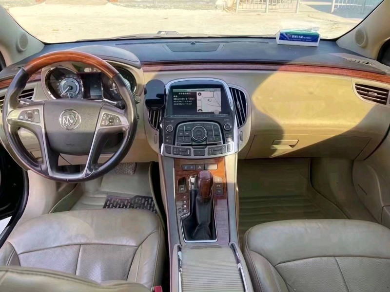 北京13年别克君越5