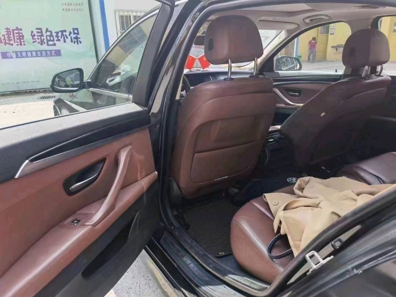 北京14年宝马5系3