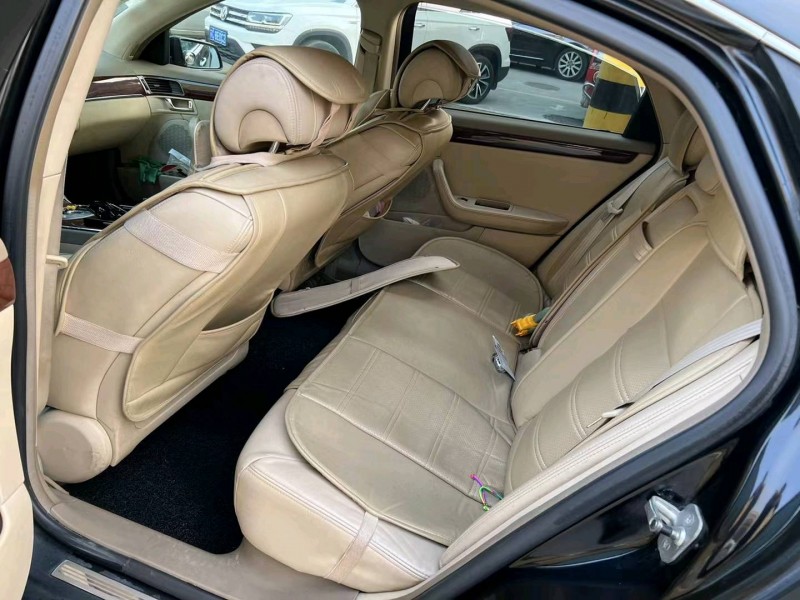 徐州10年别克林荫大道4