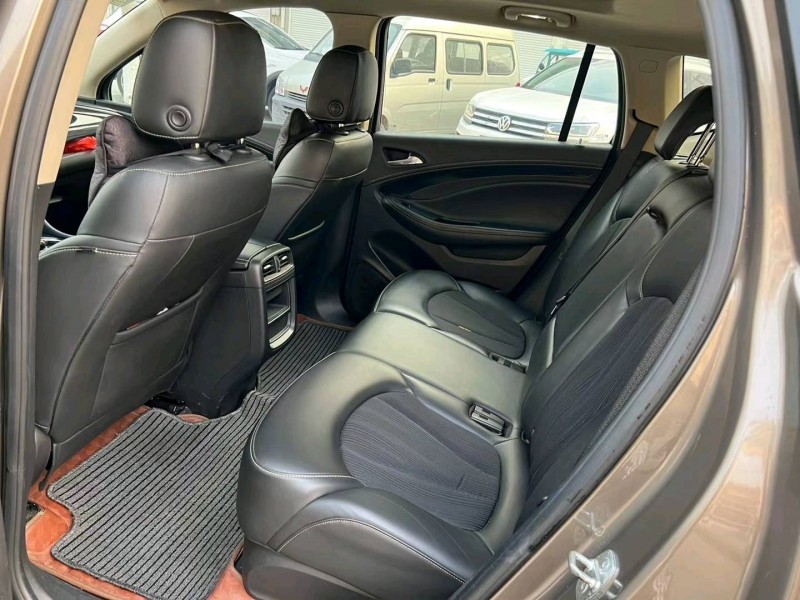 徐州16年别克昂科威4