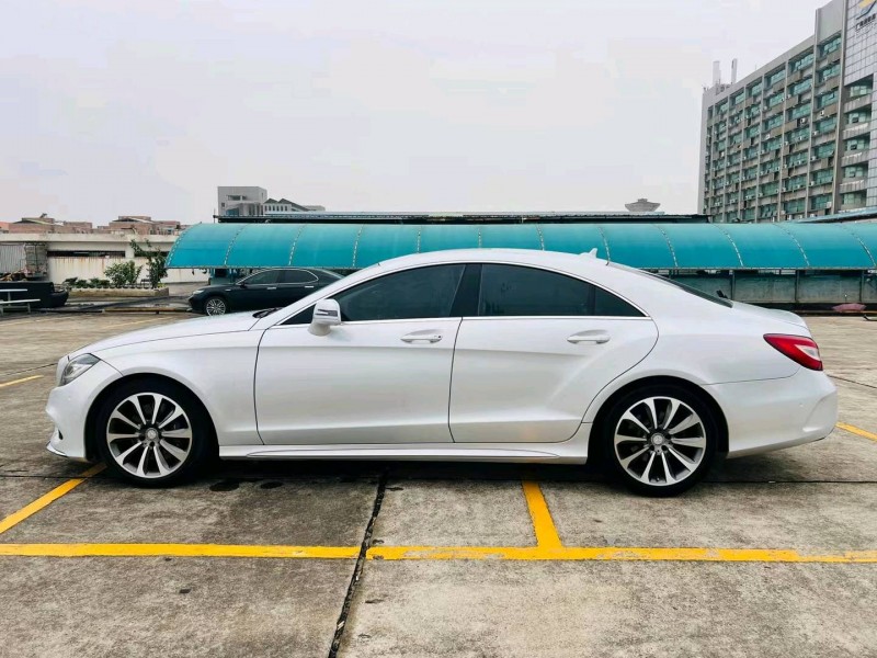 东莞16年奔驰CLS7