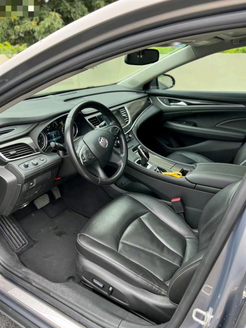 东莞19年别克君越4