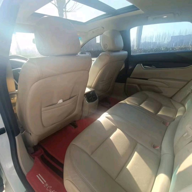 保定16年凯迪拉克XTS3