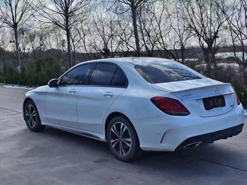 东营19年奔驰C5