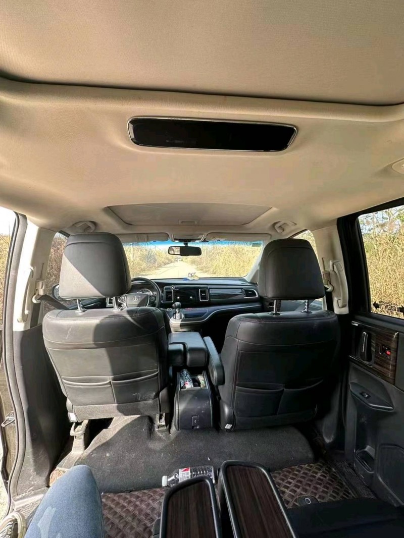 青岛16年本田艾力绅5