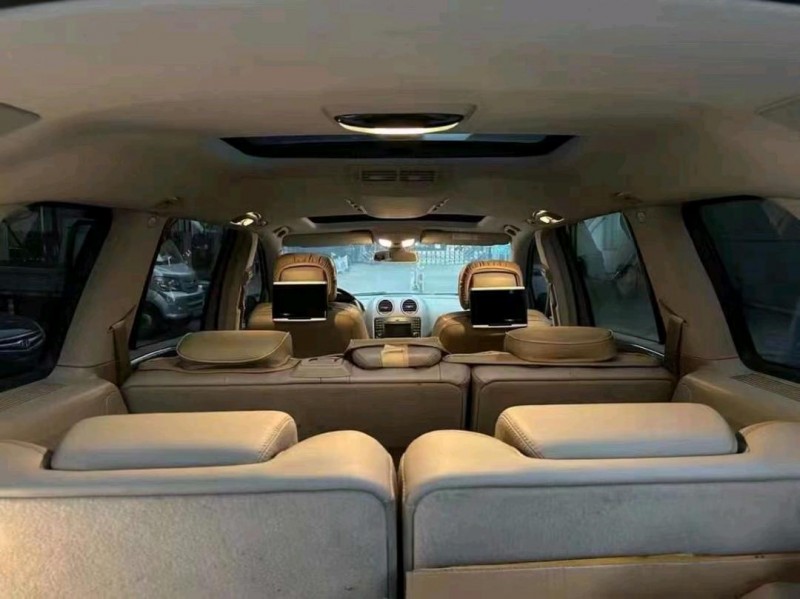 济南09年奔驰GL7