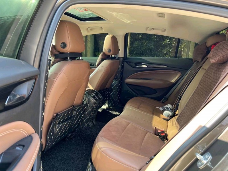 盐城19年别克君威5