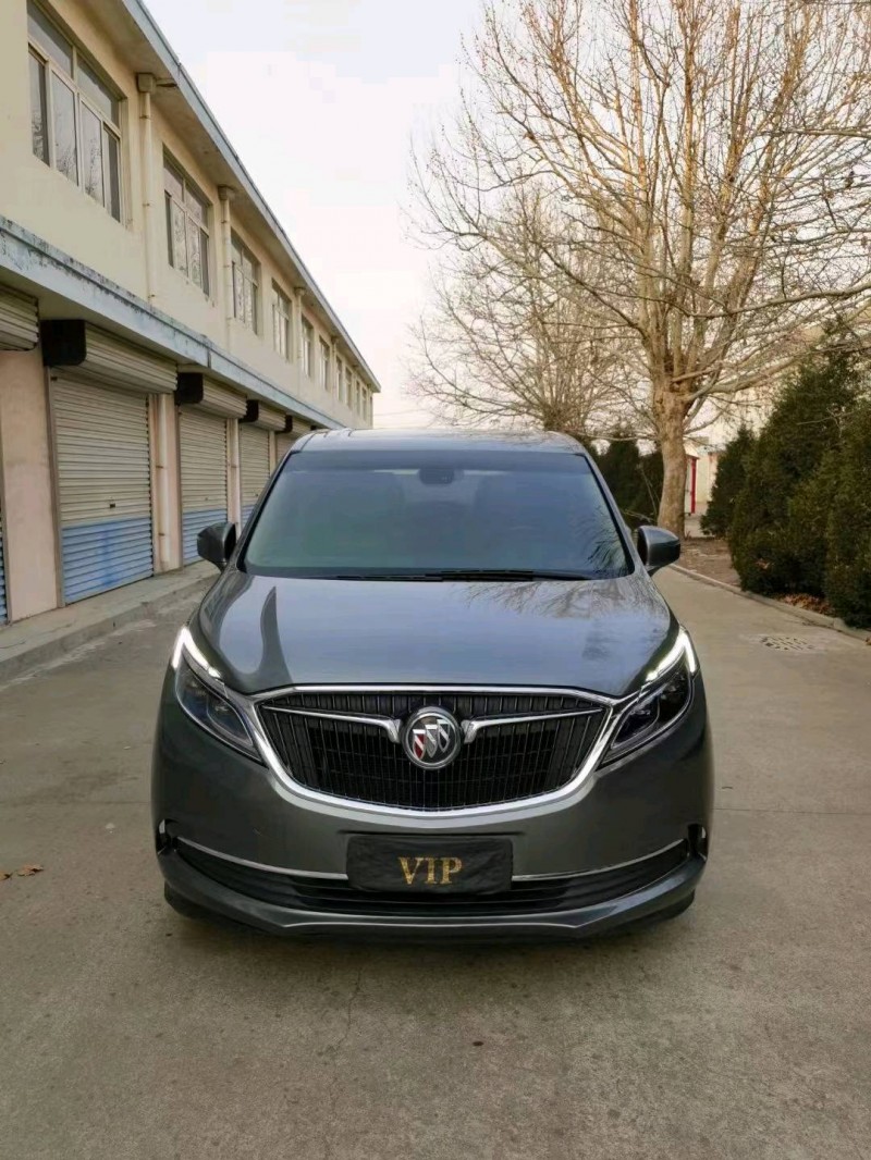 济宁18年别克GL81