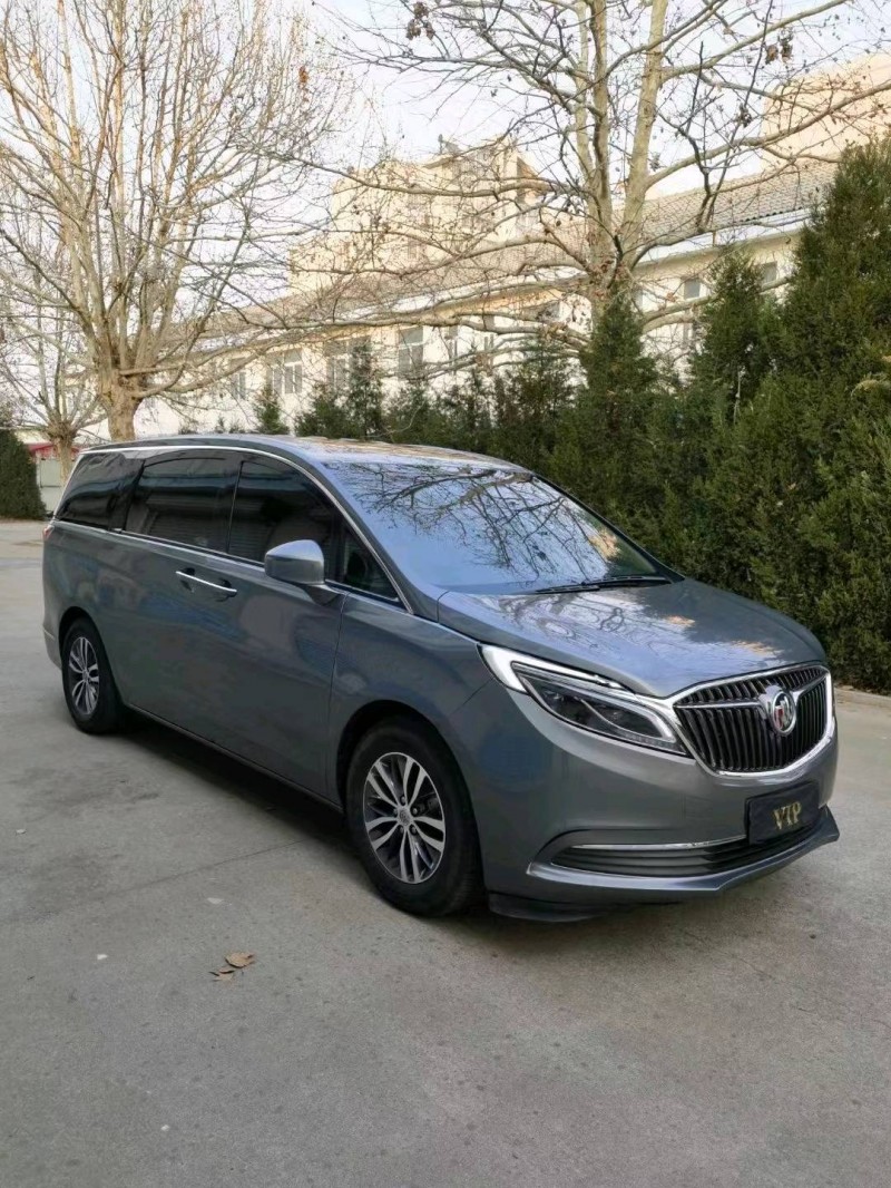 济宁18年别克GL86