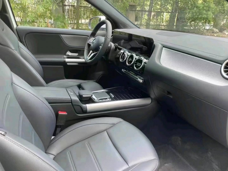 北京22年奔驰GLA5