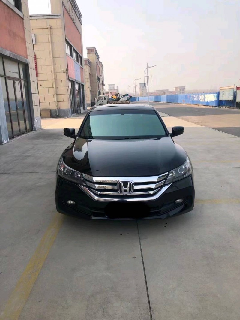 济南14年本田雅阁9