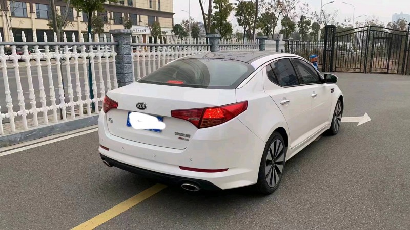武汉13年起亚K56
