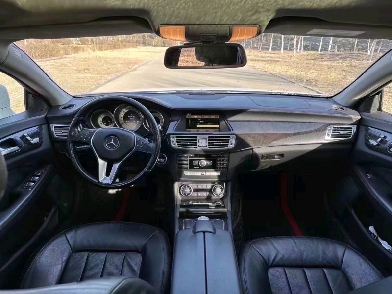 济南12年奔驰CLS3