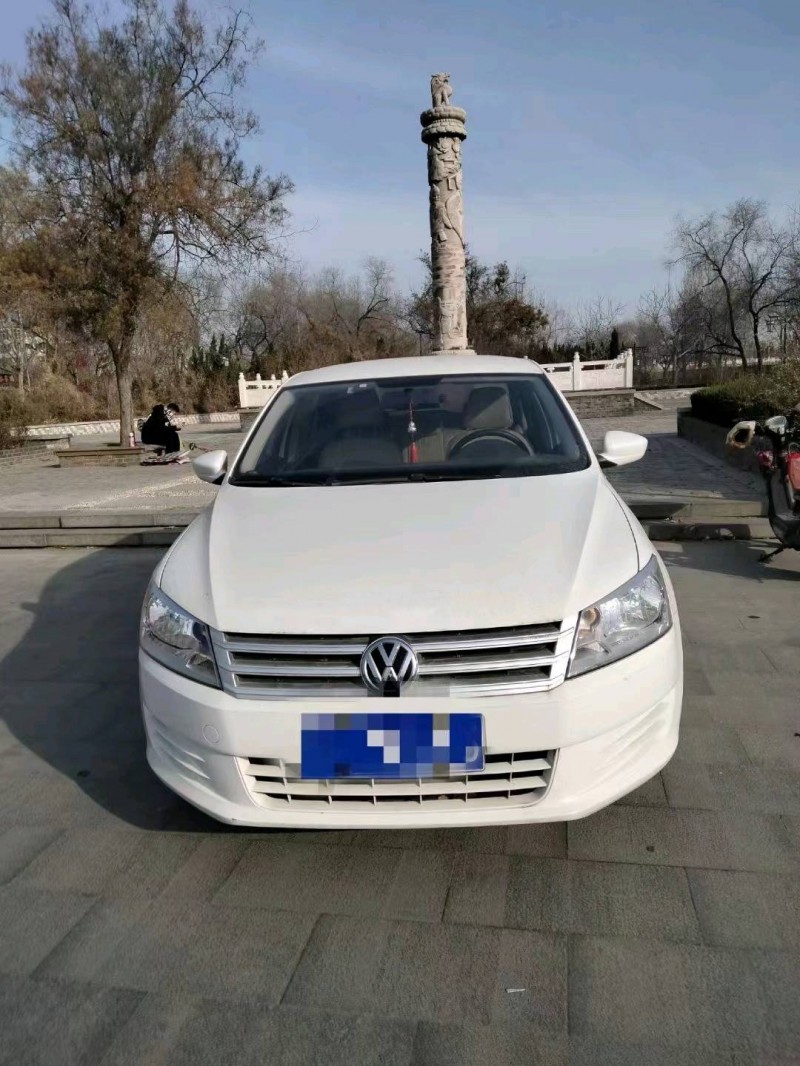 潍坊16年大众桑塔纳1
