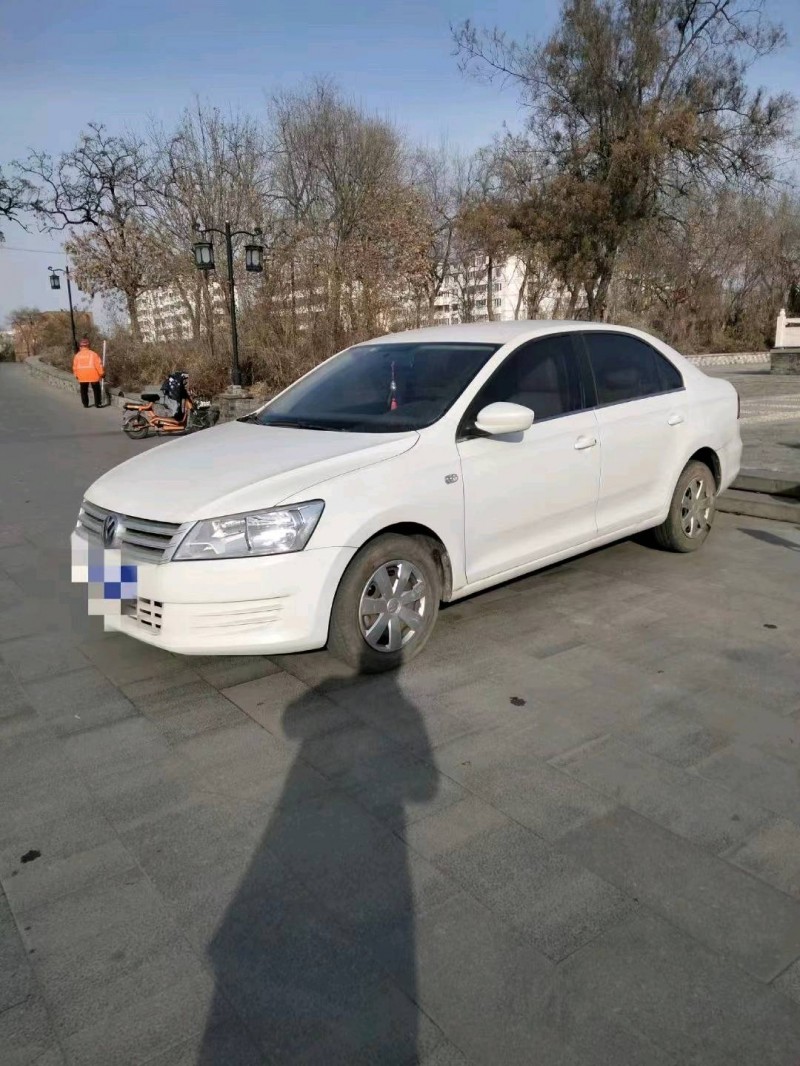潍坊16年大众桑塔纳6