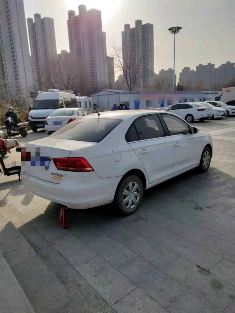 潍坊16年大众桑塔纳8