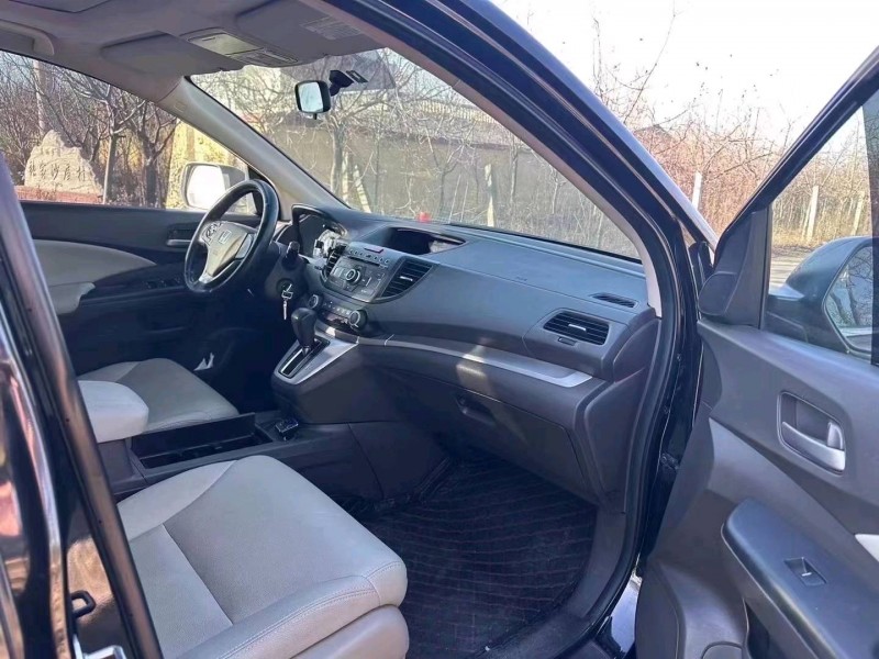 济宁14年本田CRV9