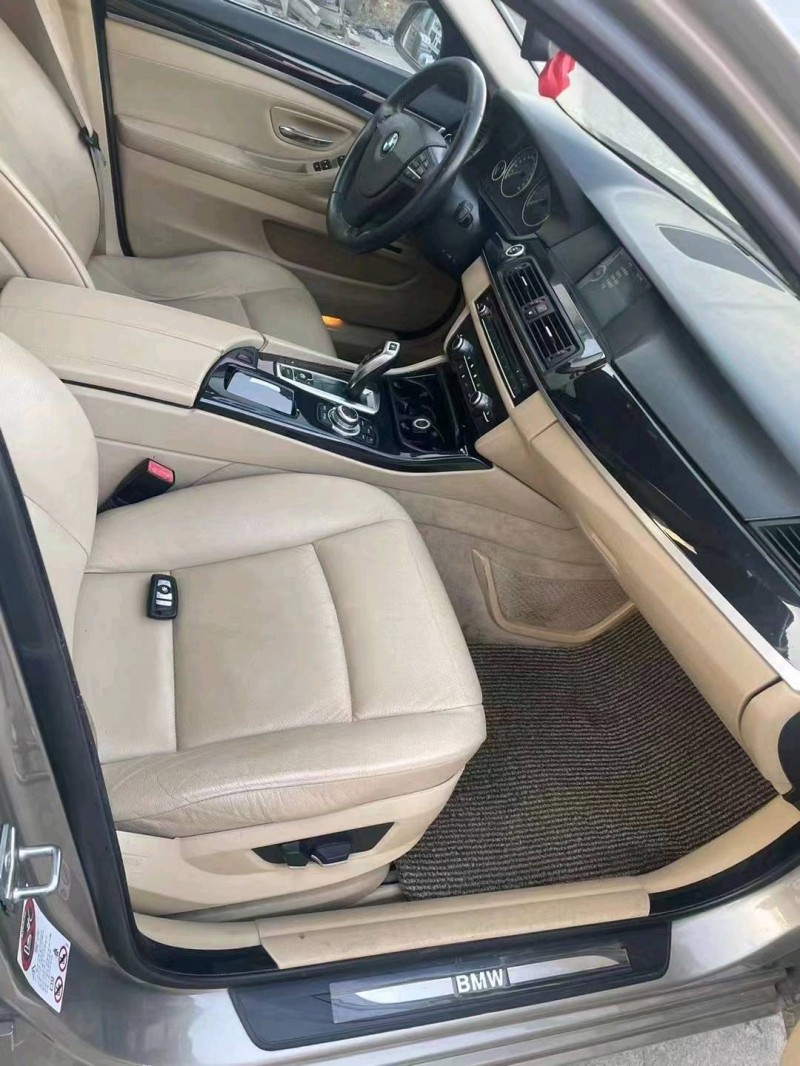 潍坊11年宝马5系4