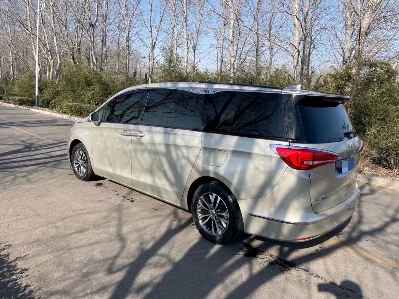 济宁18年别克GL85