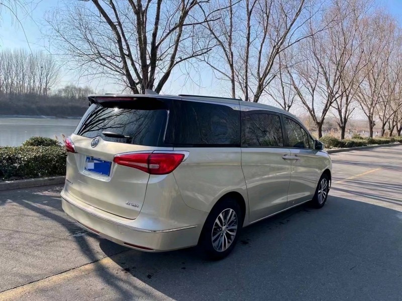 济宁18年别克GL88