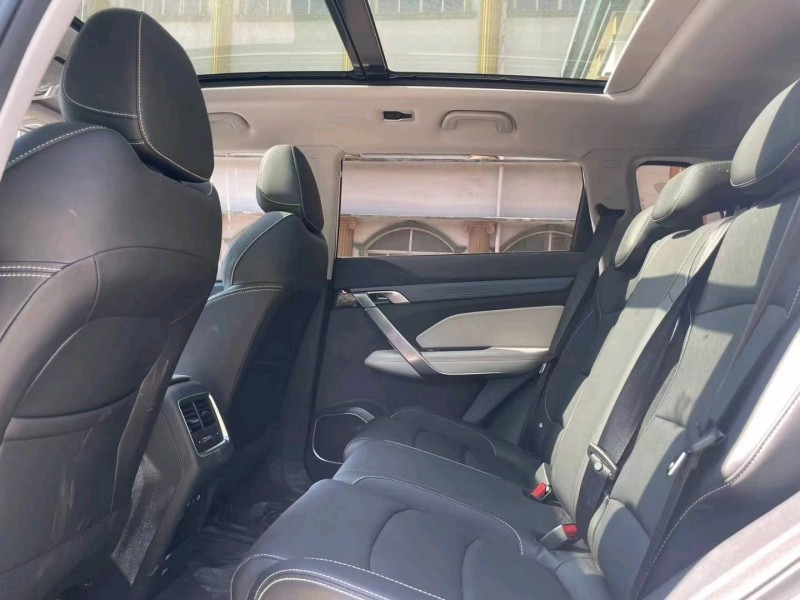 北京22年吉利博越7