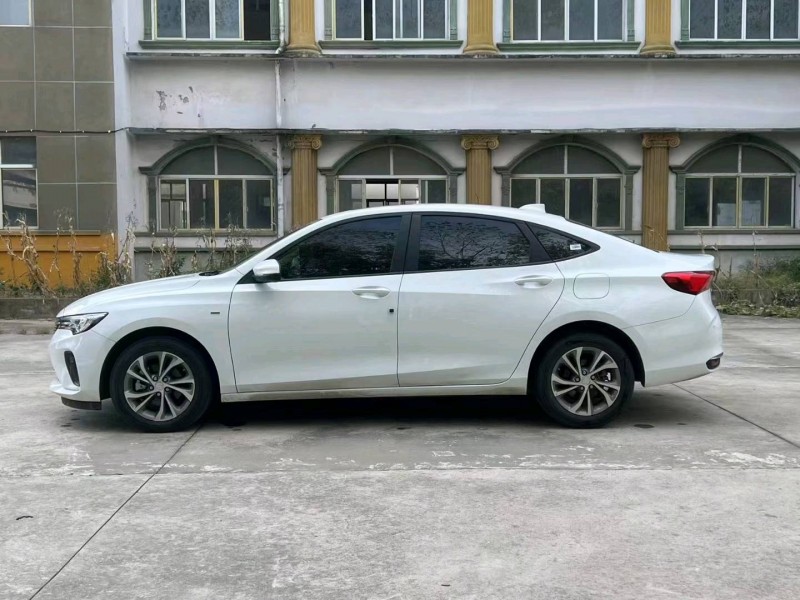 北京22年别克威朗4