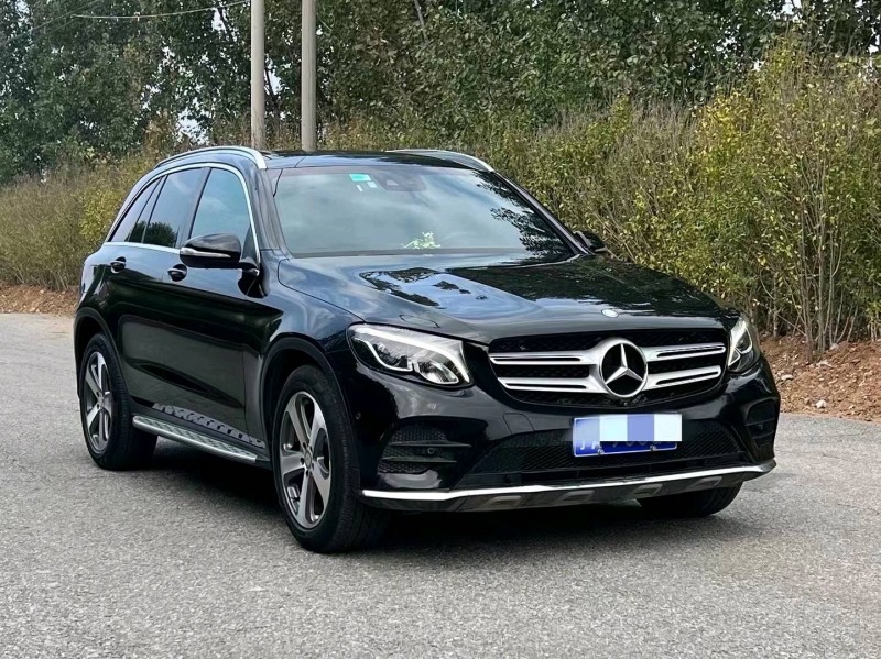 青岛17年奔驰GLC2