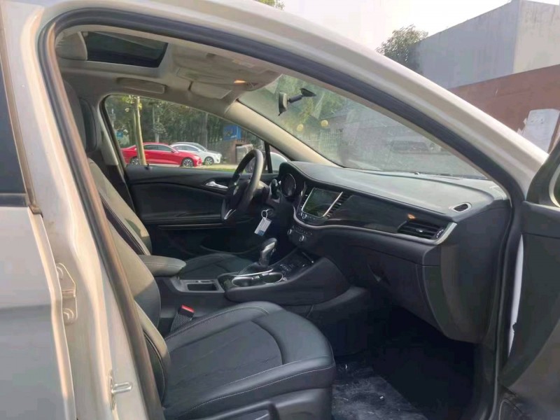 北京22年别克威朗7