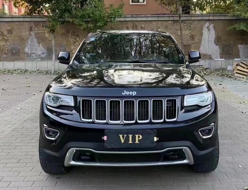 青岛15年Jeep大切诺基1