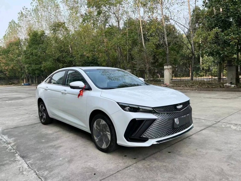 北京22年吉利帝豪3