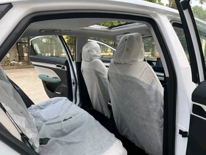 北京22年吉利帝豪8