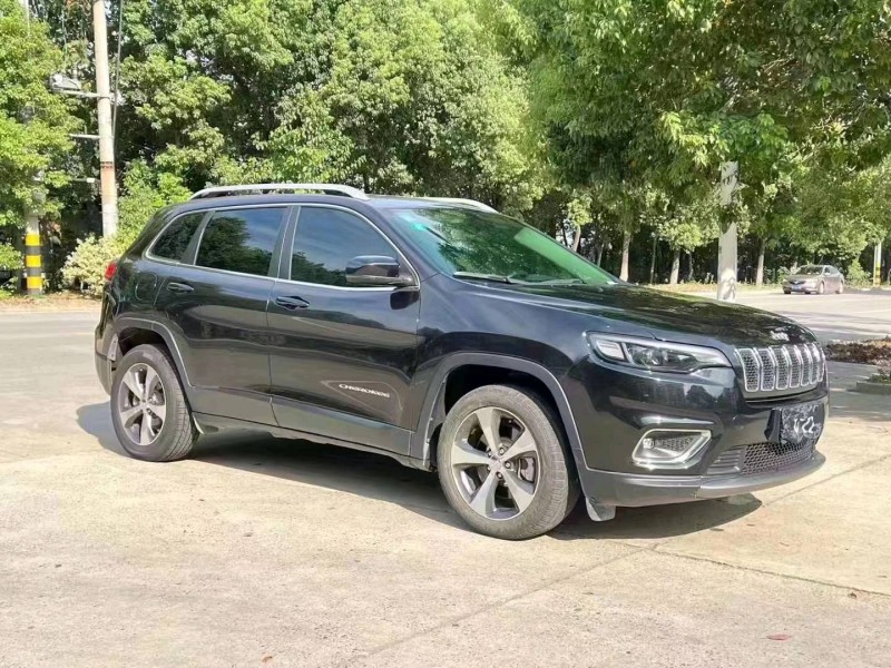 北京20年Jeep自由光2