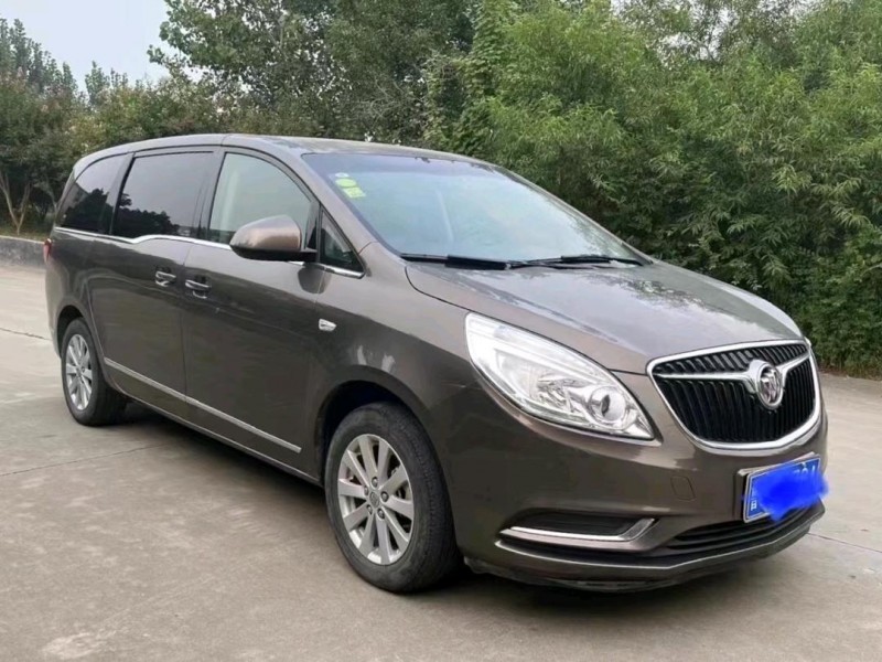 青岛18年别克GL82