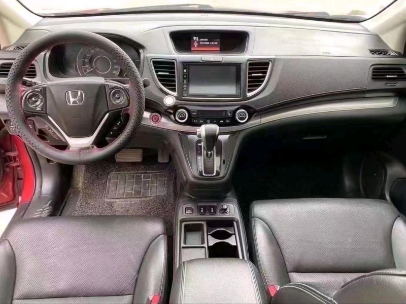 青岛15年本田CRV4