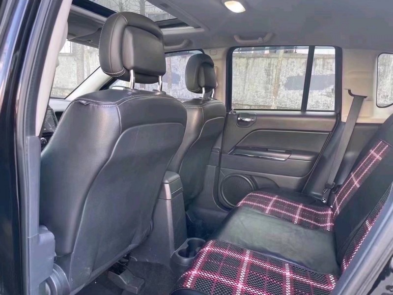 青岛13年Jeep指南者5