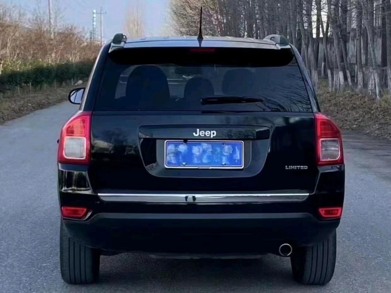 青岛13年Jeep指南者6