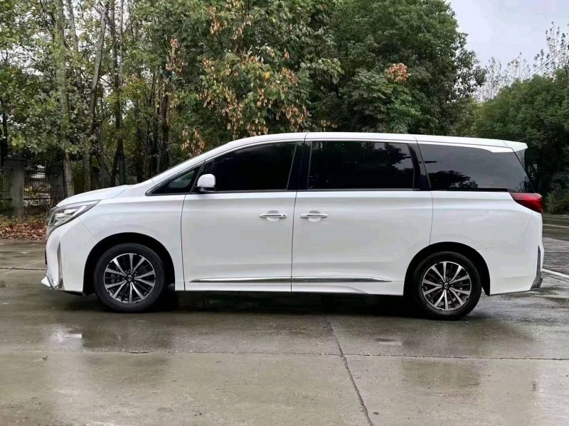 北京21年传祺M84