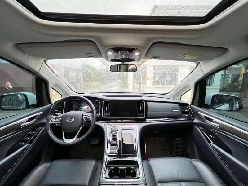 北京21年传祺M86