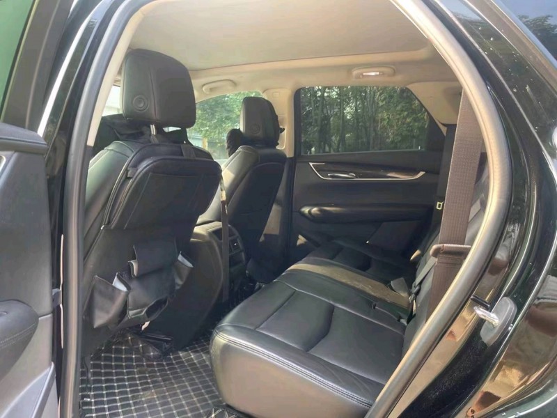 北京19年凯迪拉克XT58