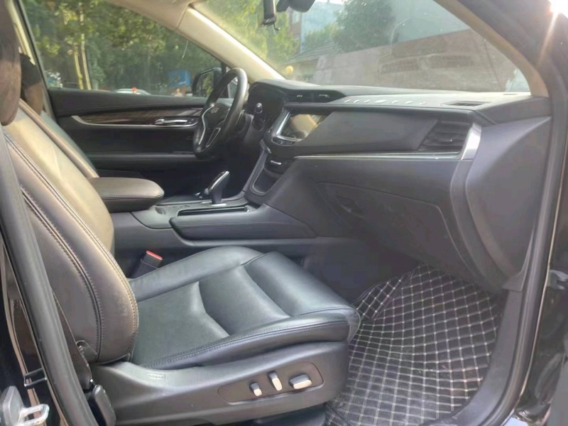 北京19年凯迪拉克XT57